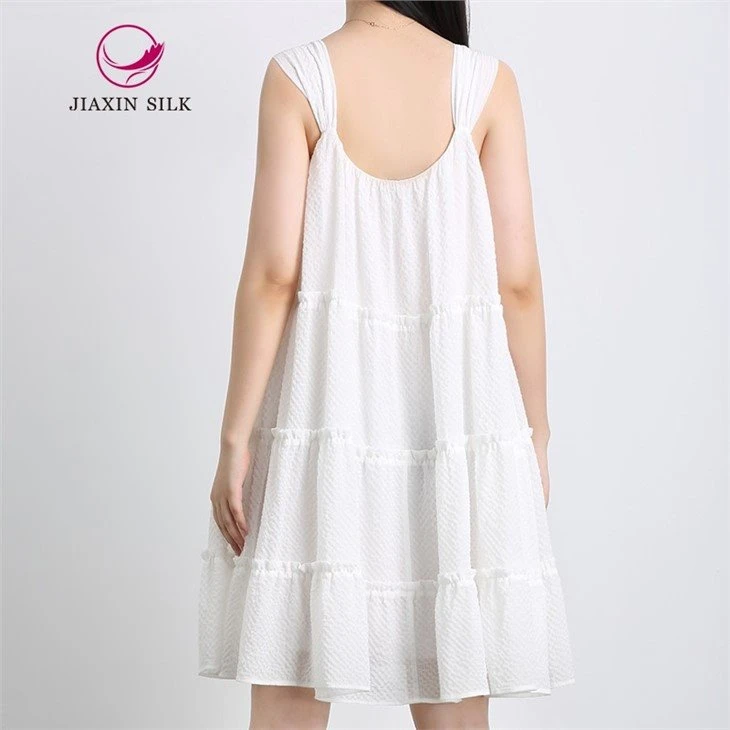 3Short dress